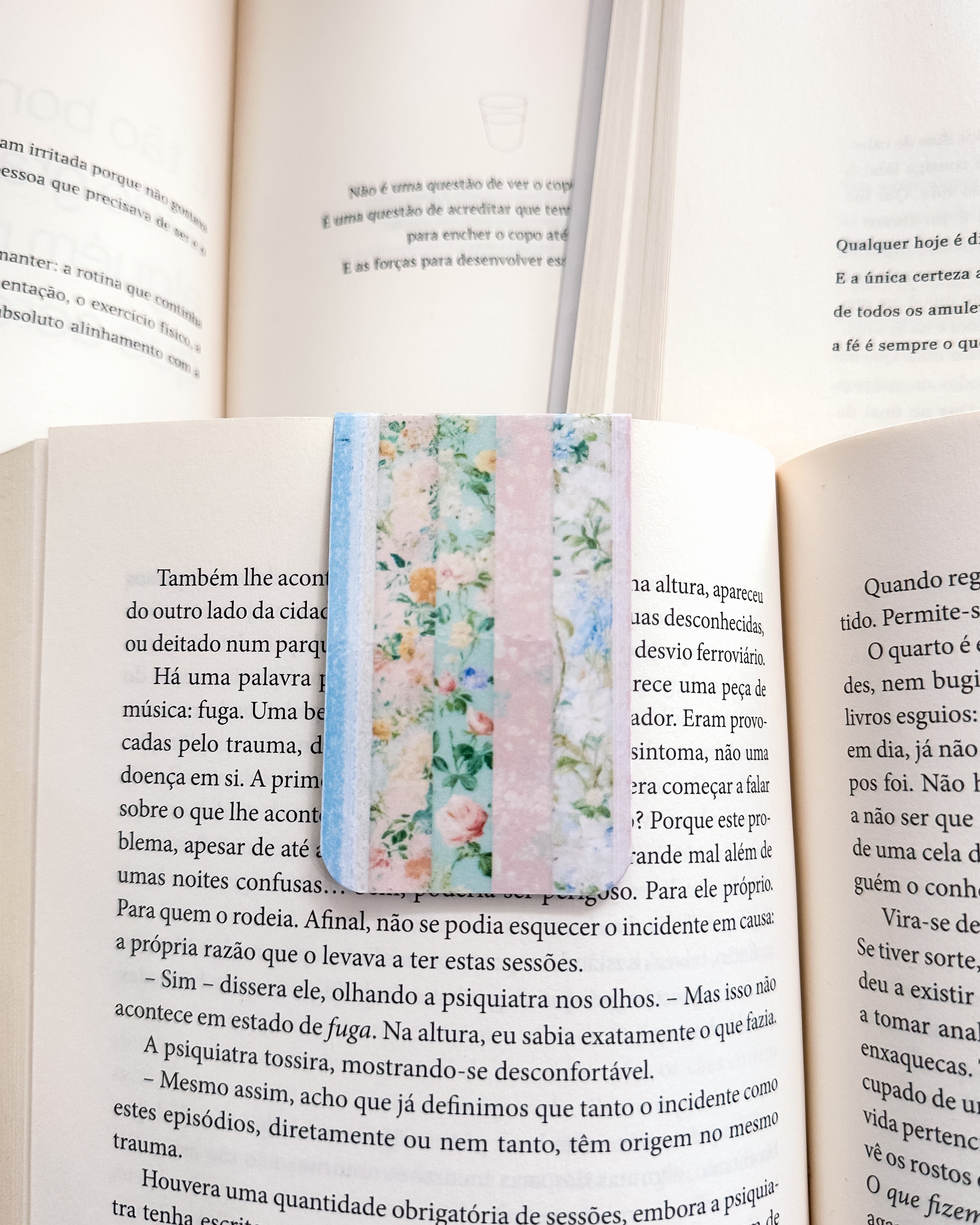 Marcador de Livro Magnético Flores